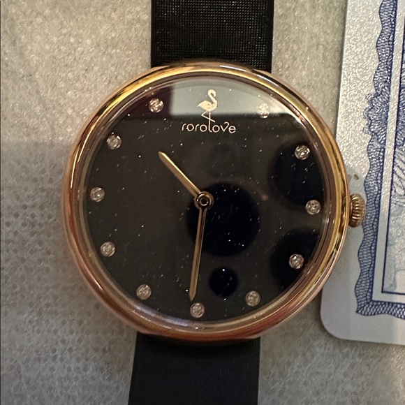 Sapphire crystal leather band 11 diamonds brand new with card box stunning